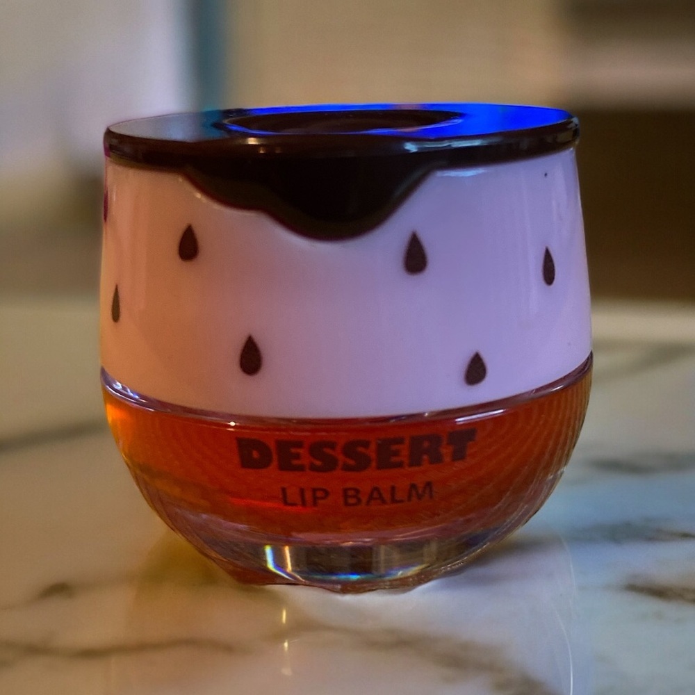 THE FACE SHOP Lovely Me:ex Dessert Lip Balm 6g #01 Strawberry